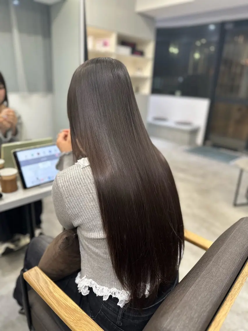 ロング パーマ 縮毛矯正 ハイトーンカラー が絶対可愛い✨泰聖✨のヘアスタイル