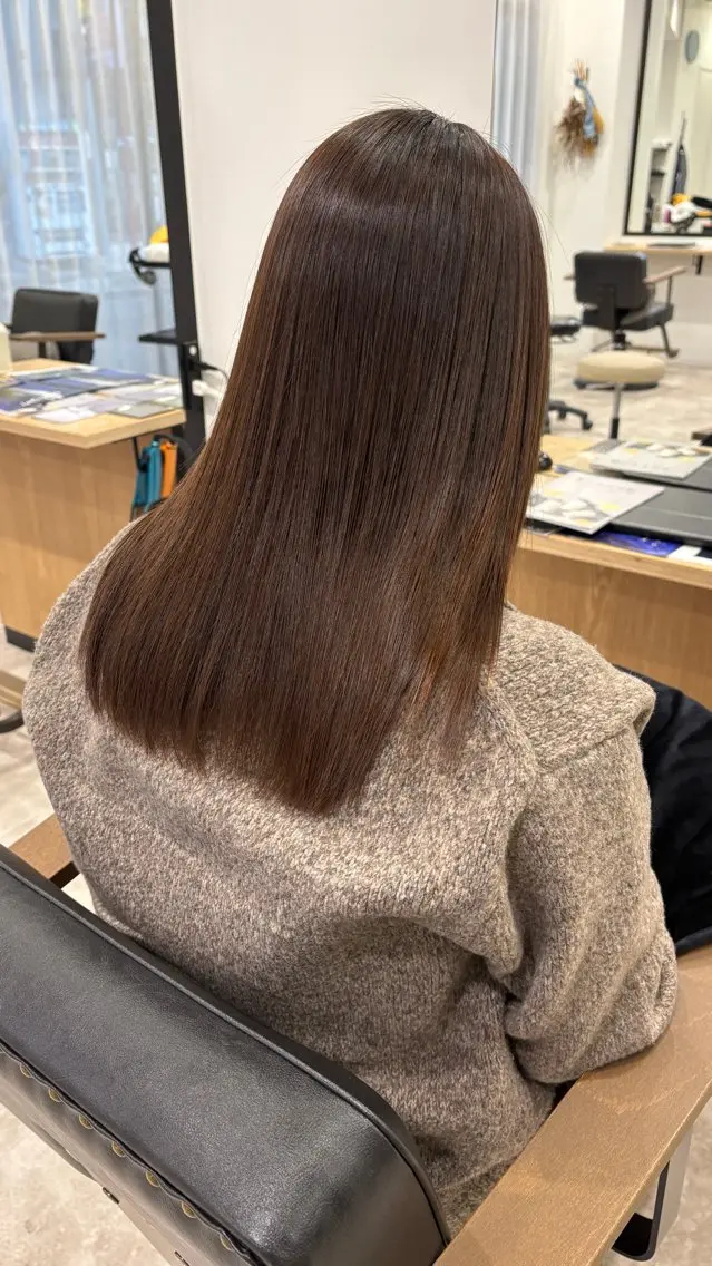 セミロング 髪質改善 河野いずみ レイヤー/ボブ 🤍のヘアスタイル