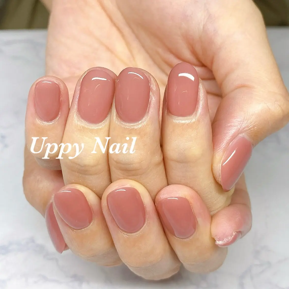 ネイル ワンカラーネイル ピンク 赤色 ハンドネイル Uppy Nail ukyoのネイルデザイン