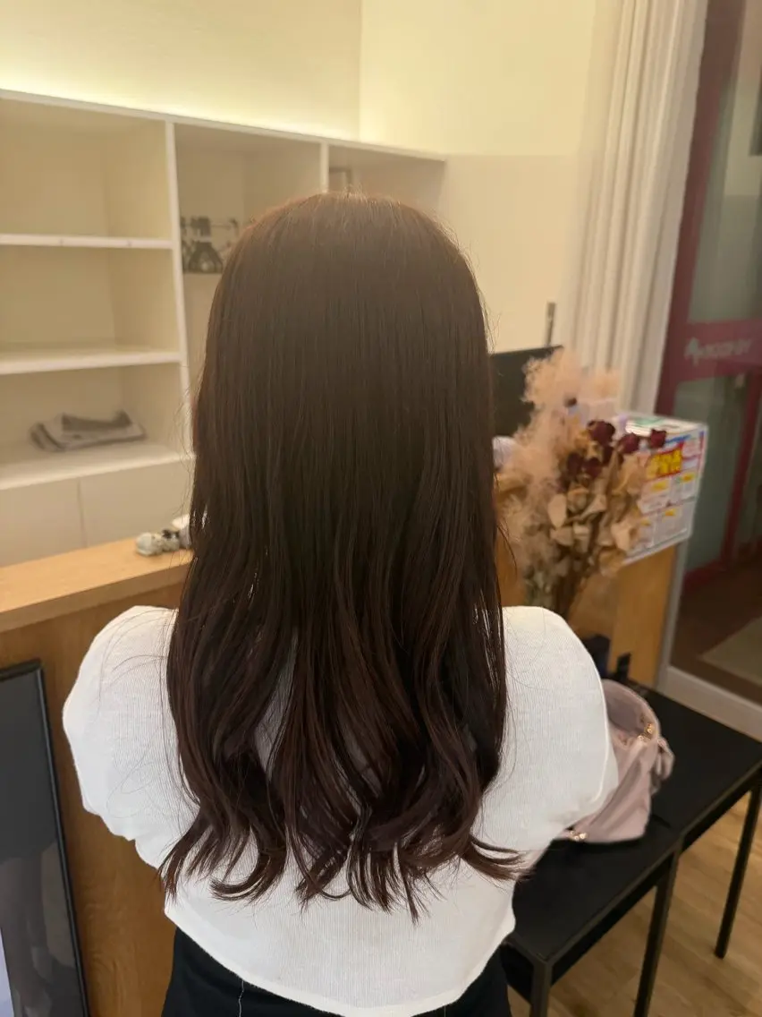 ロング ピンクブラウン 今田 咲夢のヘアスタイル