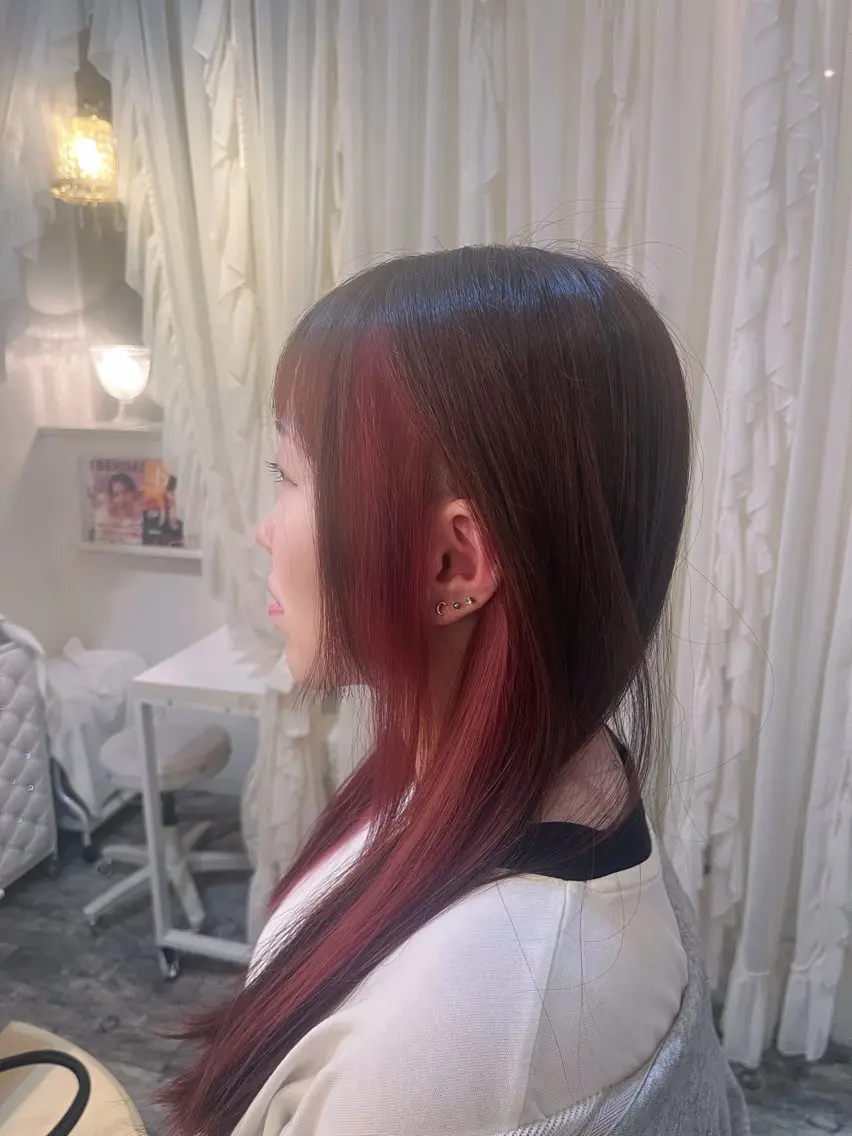 カラー 小林 真誉のヘアスタイル