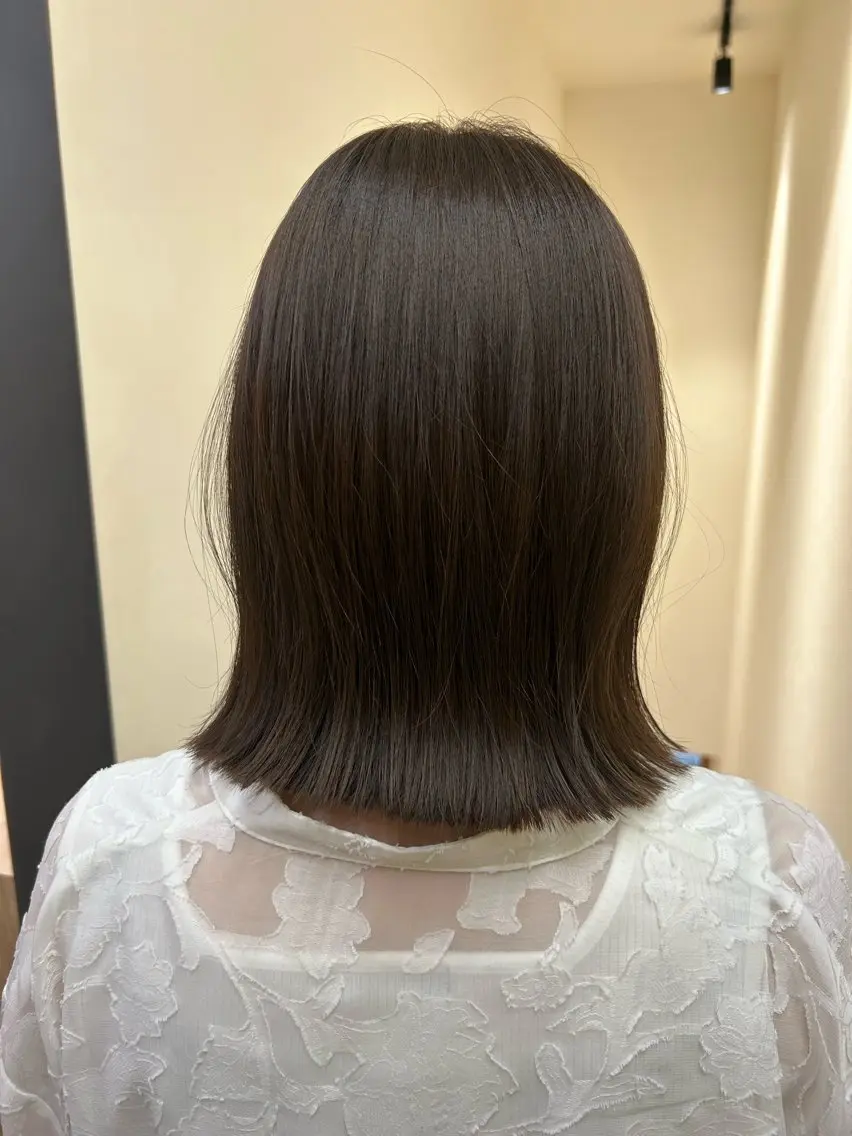 ミディアム カラー ベージュカラー オリーブベージュ カット ヘアカラー トリートメント hubhair レイヤー/透明感のヘアスタイル