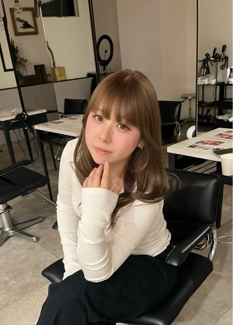 セミロング ヘアカラー トリートメント ciate MOEのヘアスタイル