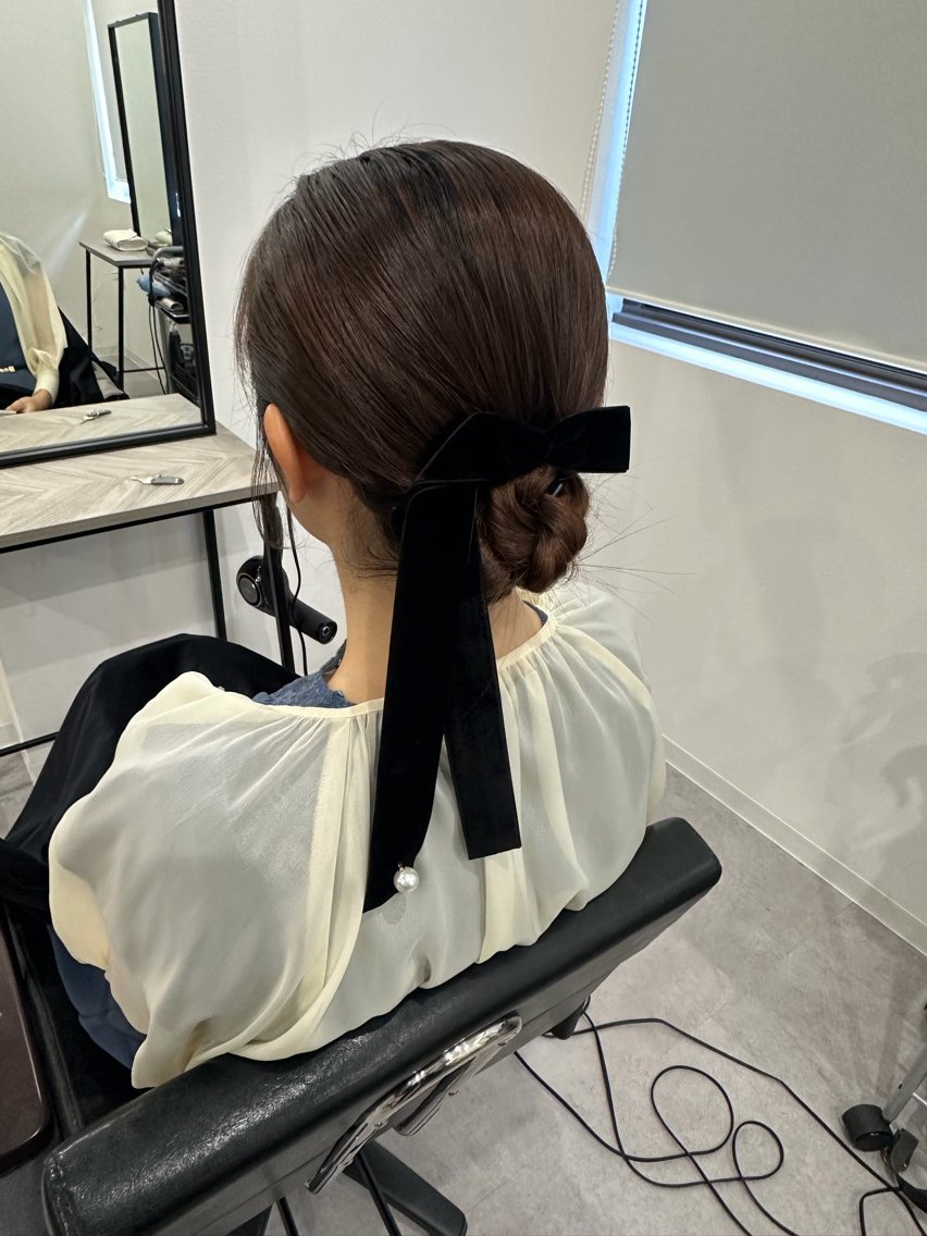 ミディアム ヘアアレンジ ヘアセット 🌈髪質改善🌈 過去の1艶サラ体験✨のヘアスタイル