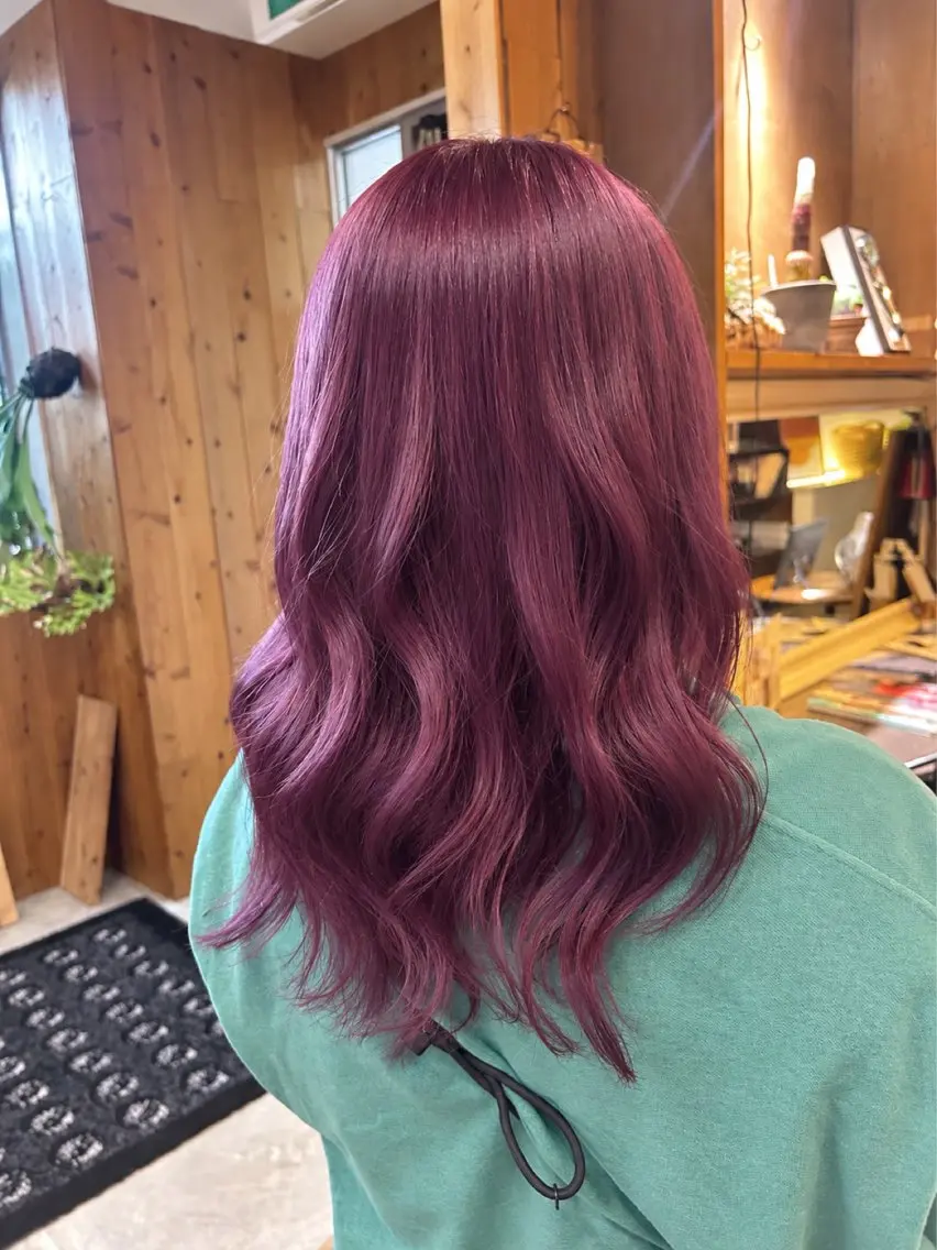 カラー ピンクカラー ピンクパープル 末廣 結音のヘアスタイル