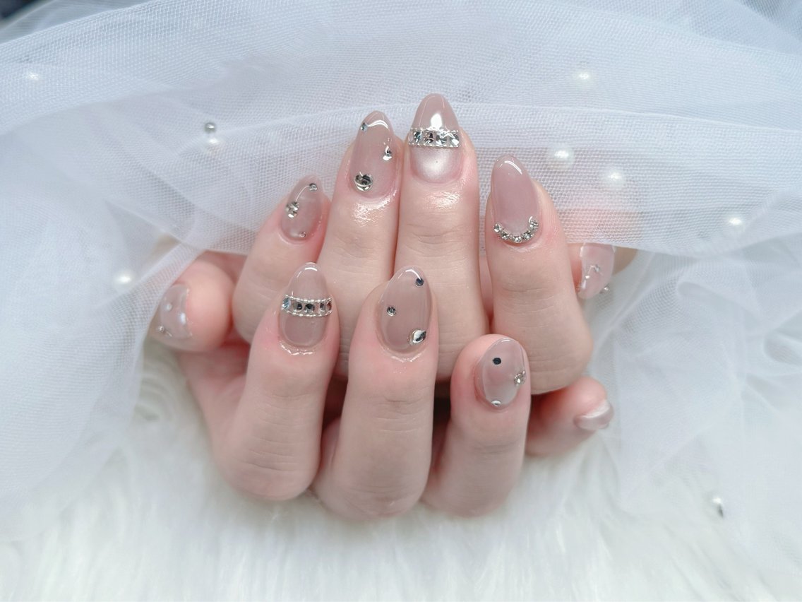 ネイル フレンチネイル マグネットネイル 持ち込み ネイルチップ ハンドネイル GOHOUBI Nail 心斎橋店のネイルデザイン