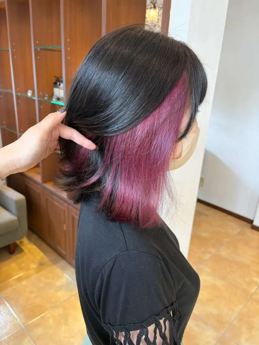 ミディアム カラー イヤリングカラー カット ヘアカラー ブランシェ神領店 笹原渚紗のヘアスタイル