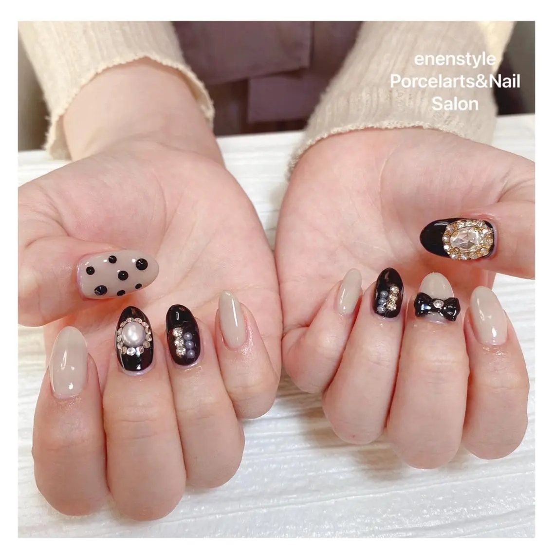 ミディアム ネイル ハンドネイル 🐾enen style 🐾のネイルデザイン