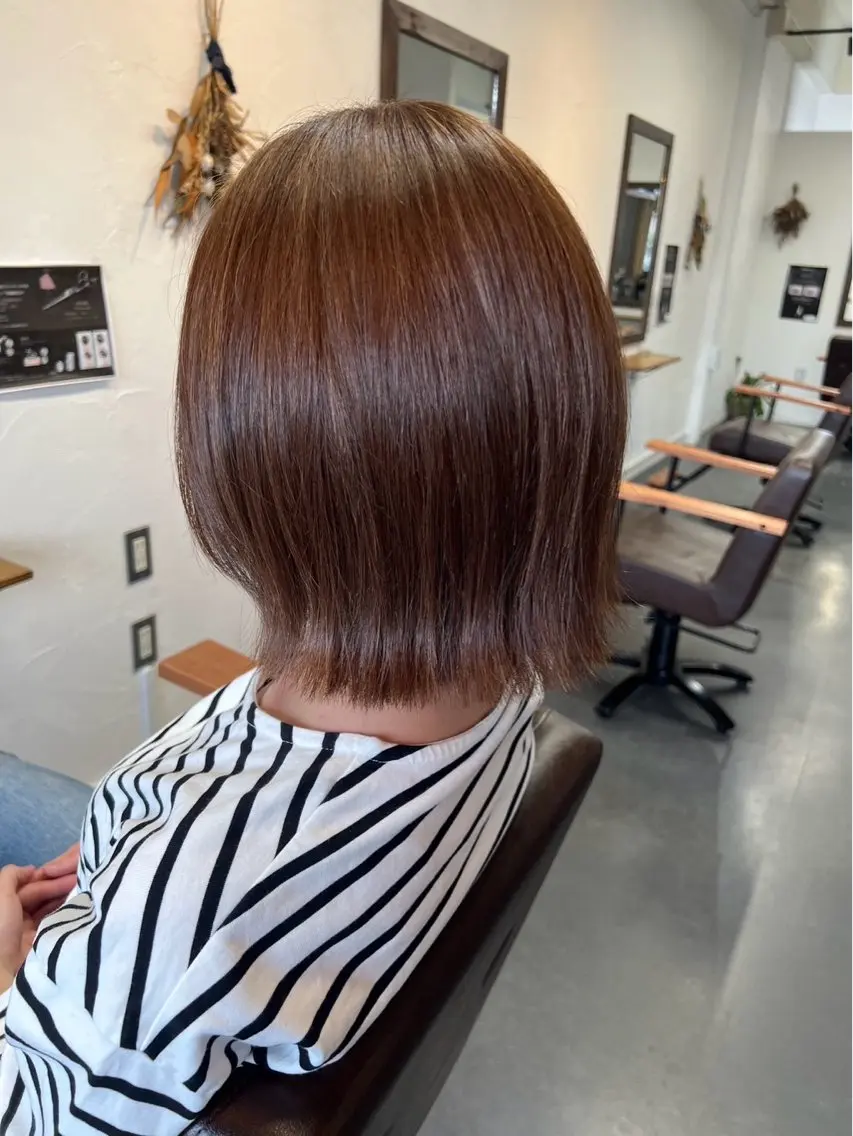 ショート カラー sun trip 荒川のヘアスタイル
