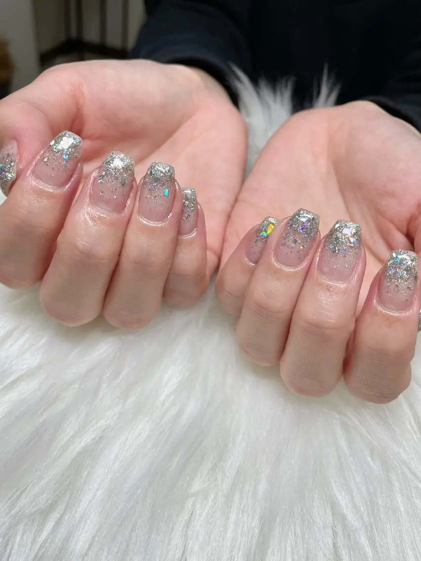 ネイル with hues AYAのネイルデザイン