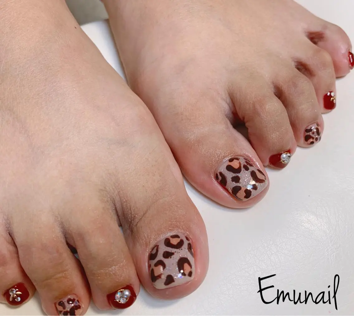 ネイル フットネイル Emu Nailのネイルデザイン