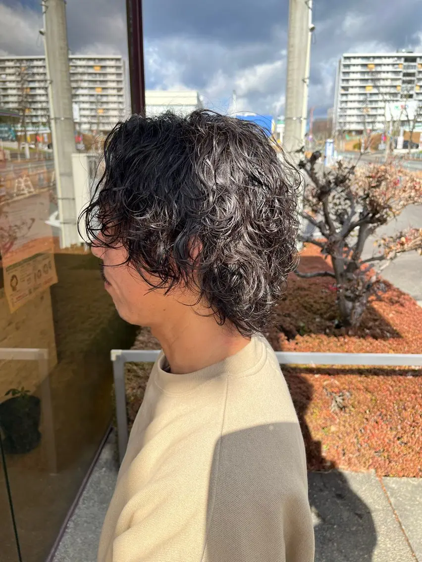 セミロング パーマ メンズ メンズパーマ セミロングパーマ スパイラルパーマ カット パーマ 北川 寛之✨メンズパーマ✨のヘアスタイル