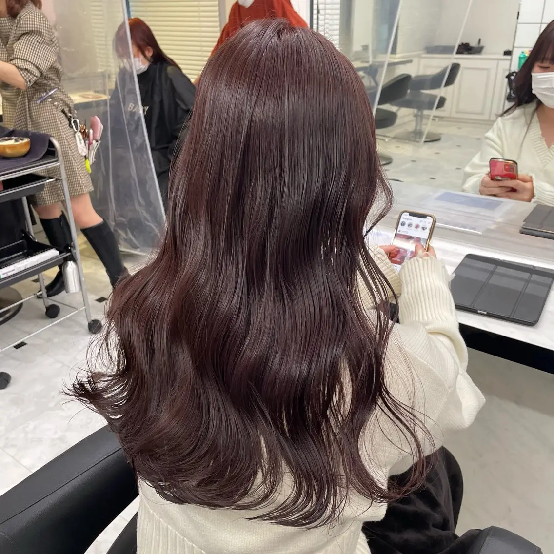 ロング カラー ヘアアレンジ ブラウンカラー ダブルカラー ピンクカラー ヘアカラー ピンク・ベージュ🩰 カラー🫧とらのヘアスタイル