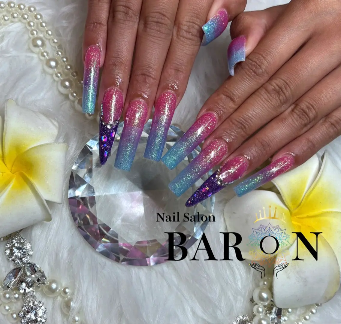 ネイル アートネイル ラメ(グリッター) ラメグラデーション ♛︎BARON♛︎ yuiのネイルデザイン
