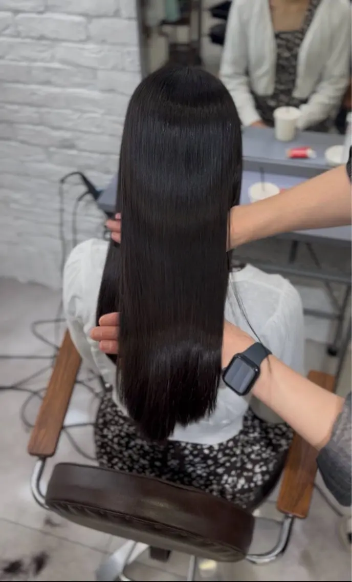 ロング 梅田縮毛矯正◻︎髪質 改善◻︎細見 了眞のヘアスタイル