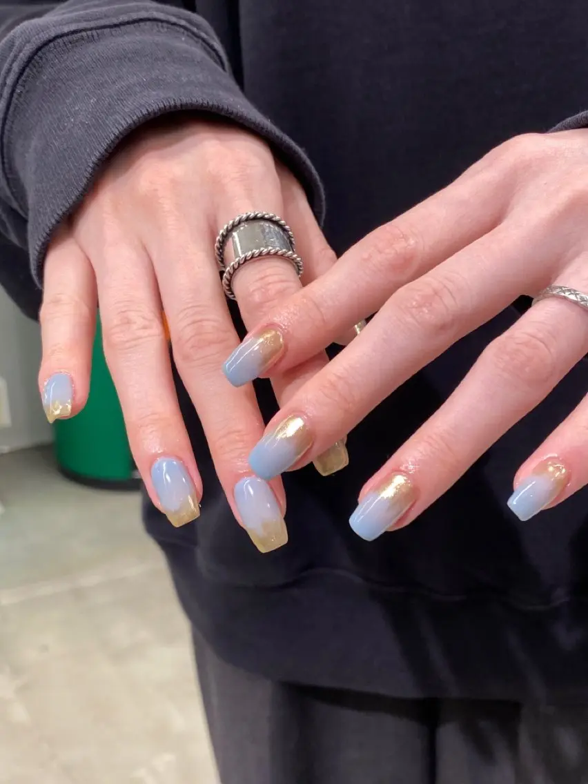 ネイル ゴールド 水色 chika / nailのネイルデザイン