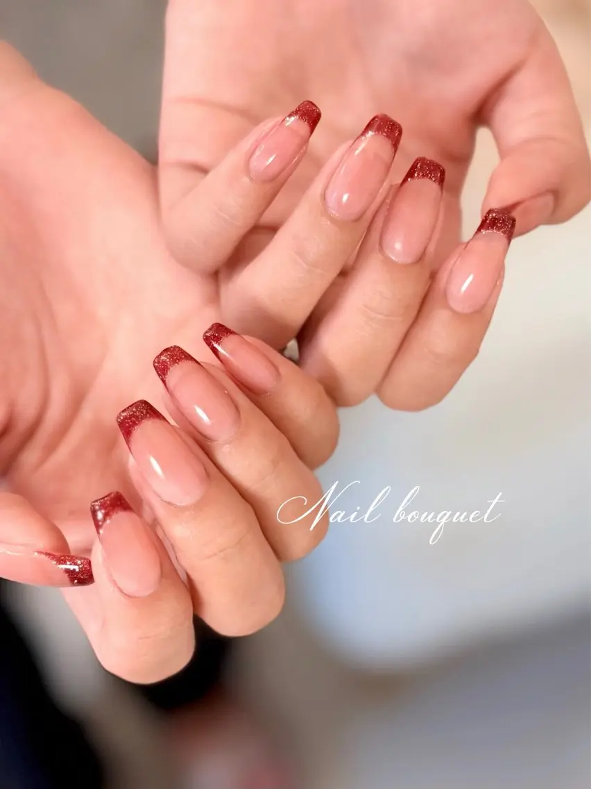 ネイル カジュアル フレンチネイル ガーリー キラキラネイル マグネットネイル ハンドネイル Nail bouquetのネイルデザイン