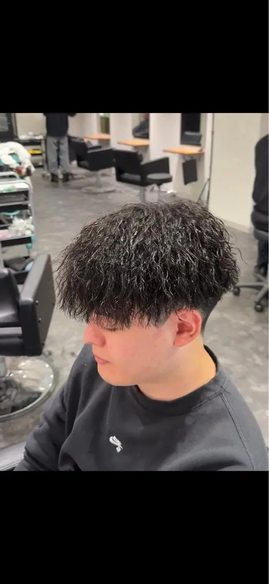 ミディアム パーマ メンズ カット パーマ メンズパーマ特化 美容師kouyaのヘアスタイル
