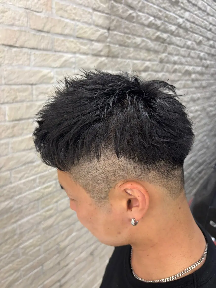 ショート メンズ ナチュラルカラー🌟 メンズカット保坂太一のヘアスタイル