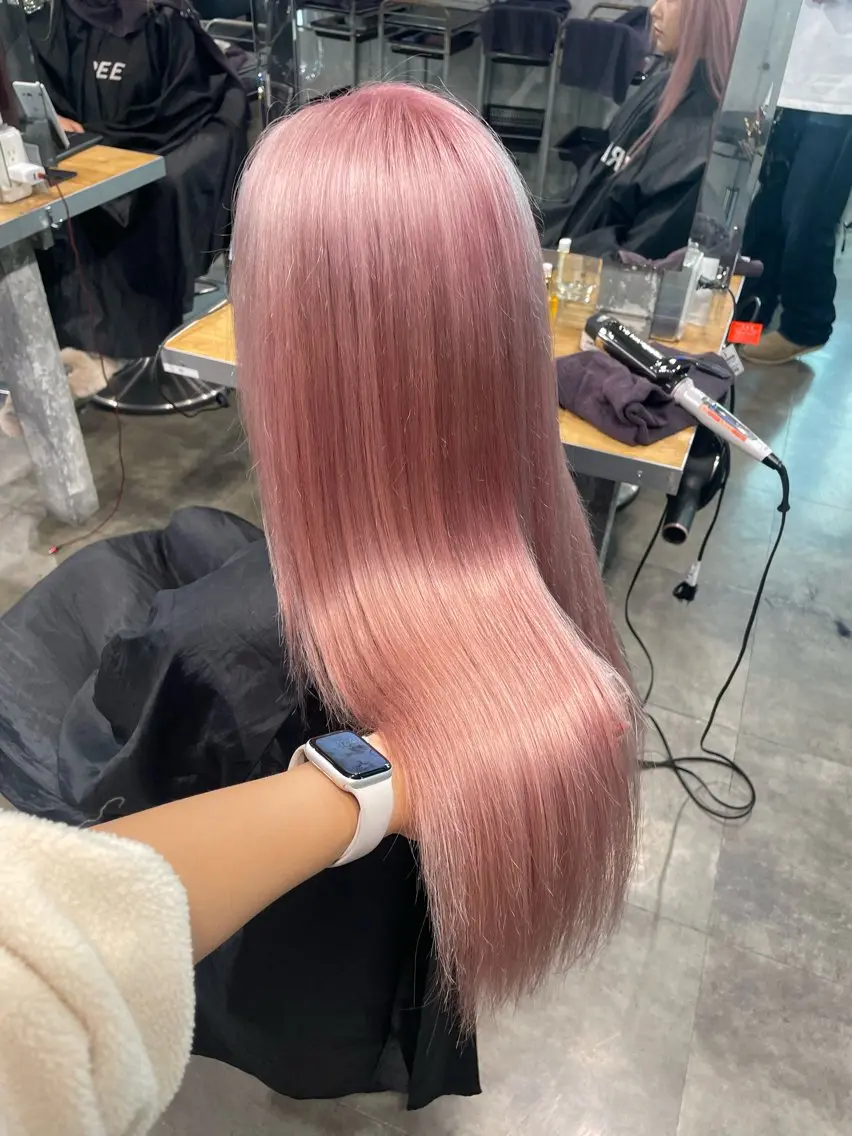 ロング カラー ヘアカラー ハイトーン 横浜💞ミオのヘアスタイル