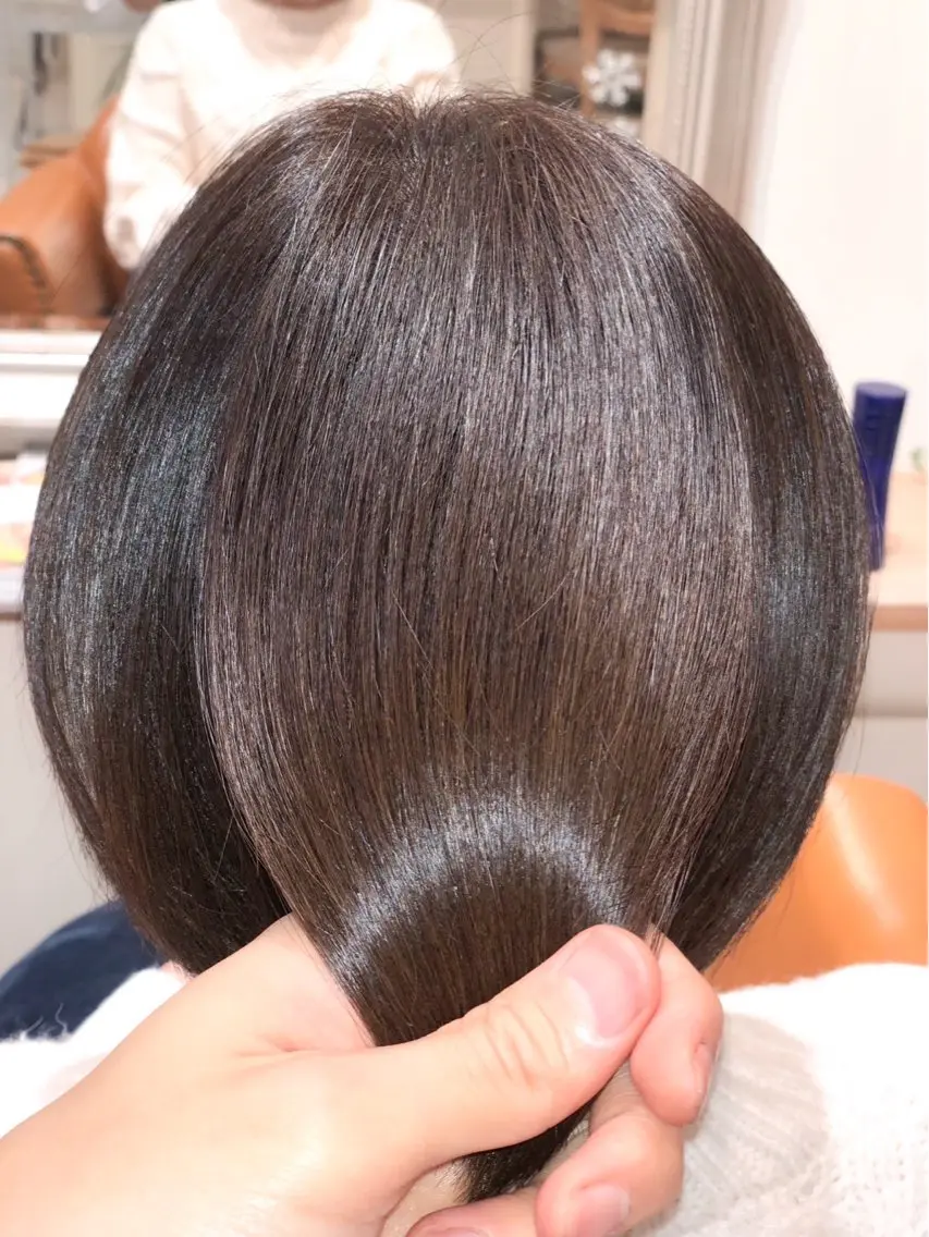 ミディアム カラー itsuki ⚠️6月で受付終了のヘアスタイル