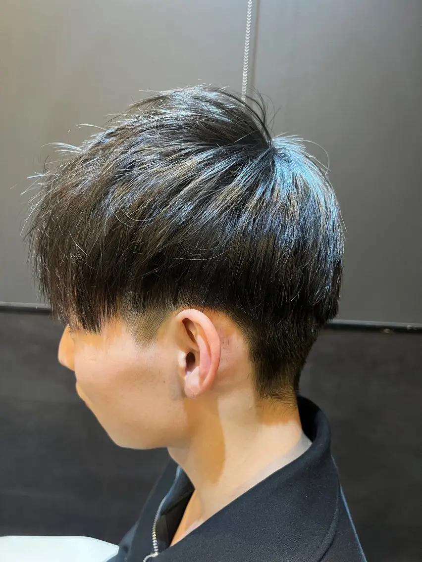 ミディアム メンズ 関根 武蔵のヘアスタイル