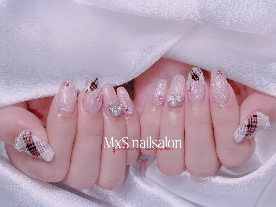 ネイル ジェルネイル 韓国ネイル マグネットネイル パラジェル 春ネイル ハンドネイル M×S Nail みなのネイルデザイン