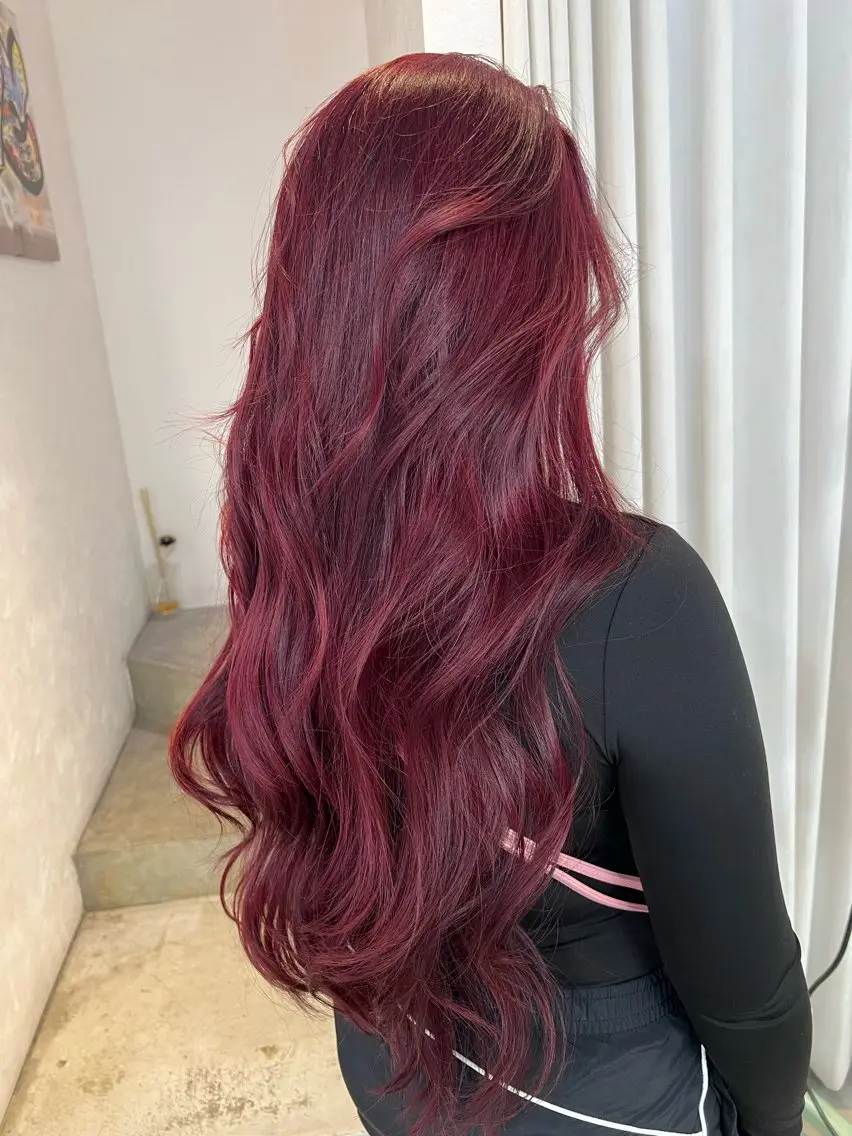 ロング ヘアカラー 浅井 大雅のヘアスタイル