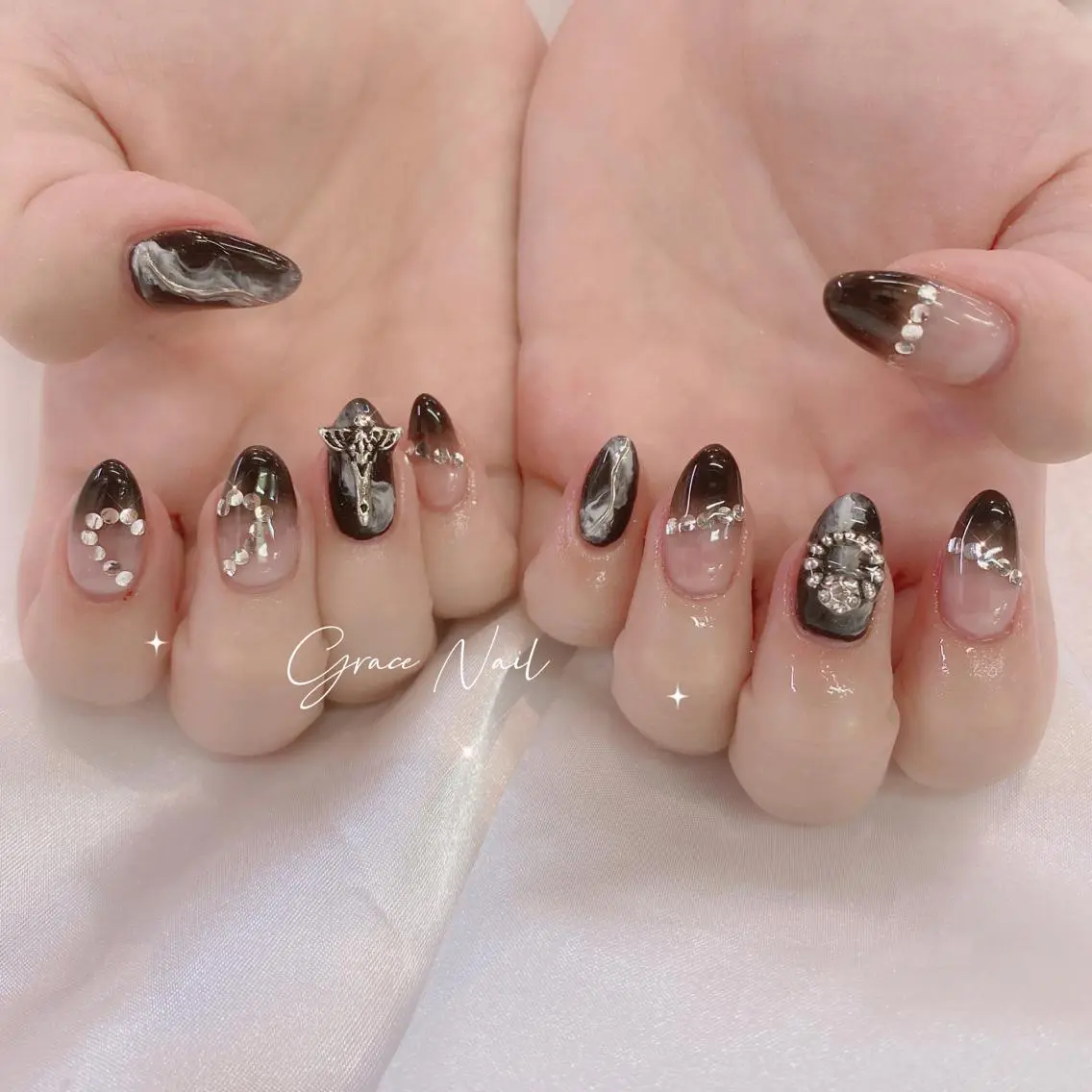 ネイル ☆*。Grace Nail。*☆のネイルデザイン