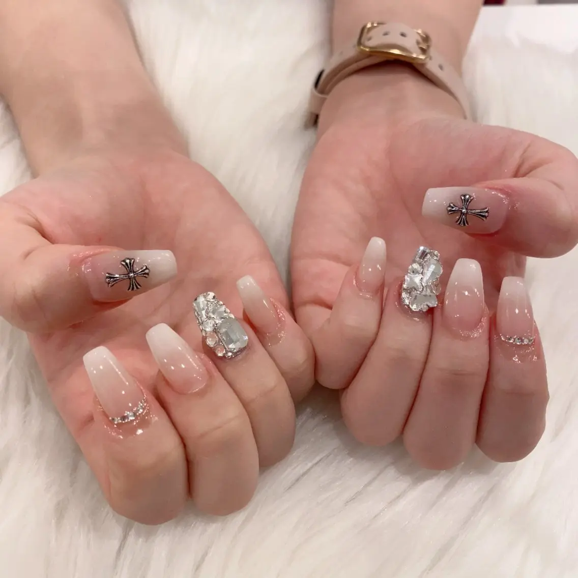 ネイル ハンドネイル Tinaネイル 難波のネイルデザイン