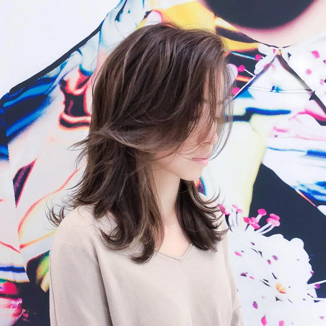 ミディアム パーマ 趙 英来のヘアスタイル