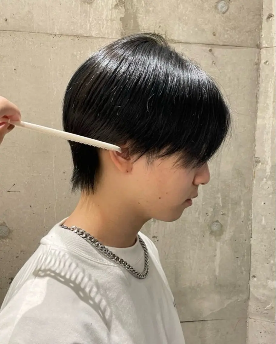 メンズ センターパート 刈り上げ Watanabe Maiのヘアスタイル