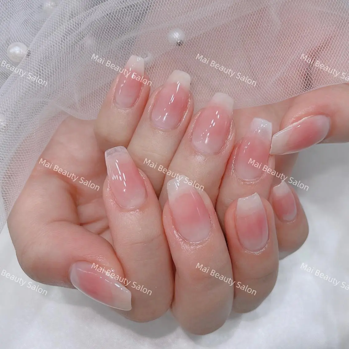 ネイル オーロラネイル 長さ出し フラッシュネイル フレンチネイル ジェルネイル MaiBeauty To Toのネイルデザイン
