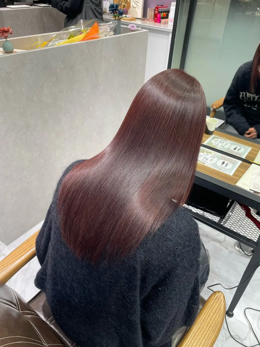 ロング カラー RAF Sakuraのヘアスタイル