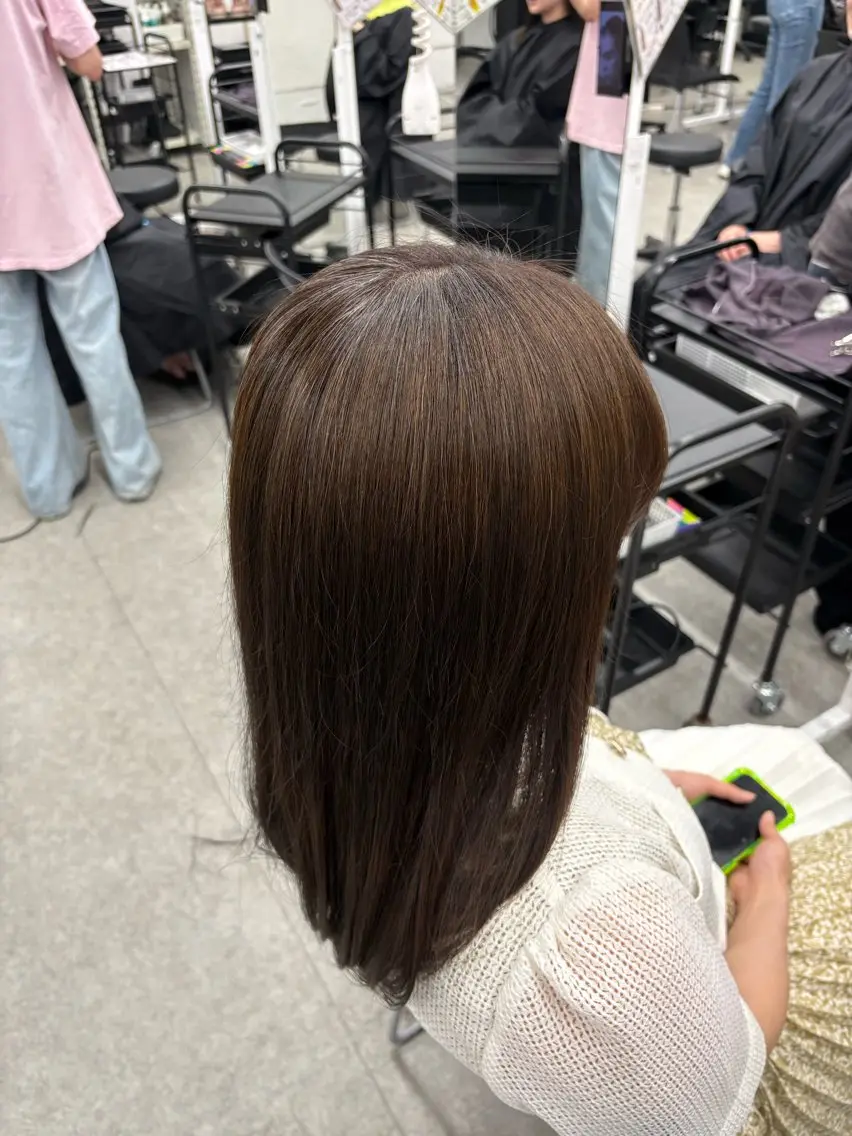 カラー 透明感カラー🫧 EMAのヘアスタイル