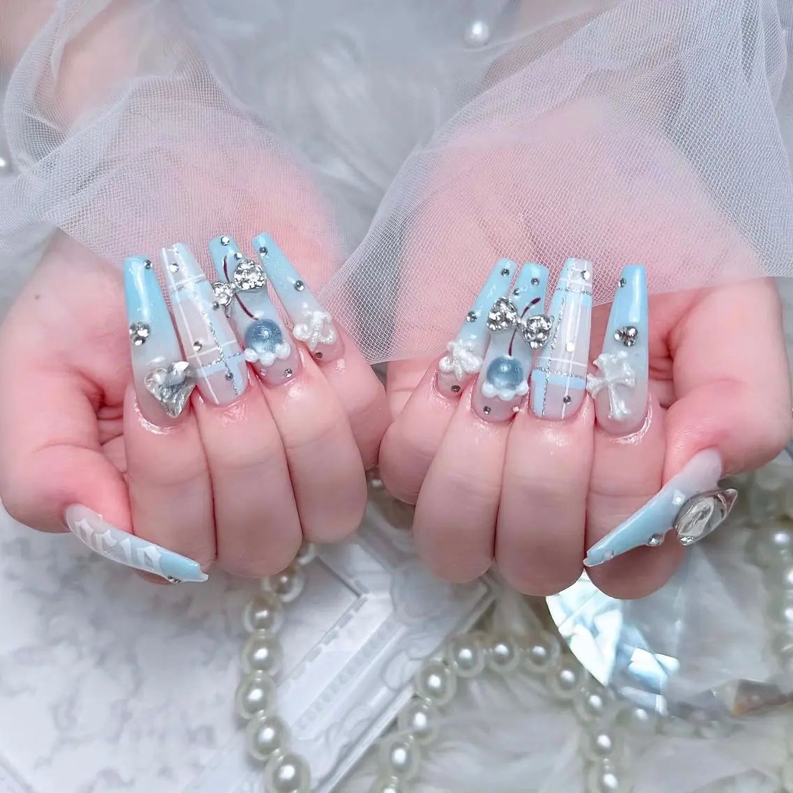 ネイル アートネイル ジェルネイル キラキラネイル 韓国ネイル ロングネイル ハンドネイル ハンドケア Nova Nail _Shinsaiのネイルデザイン