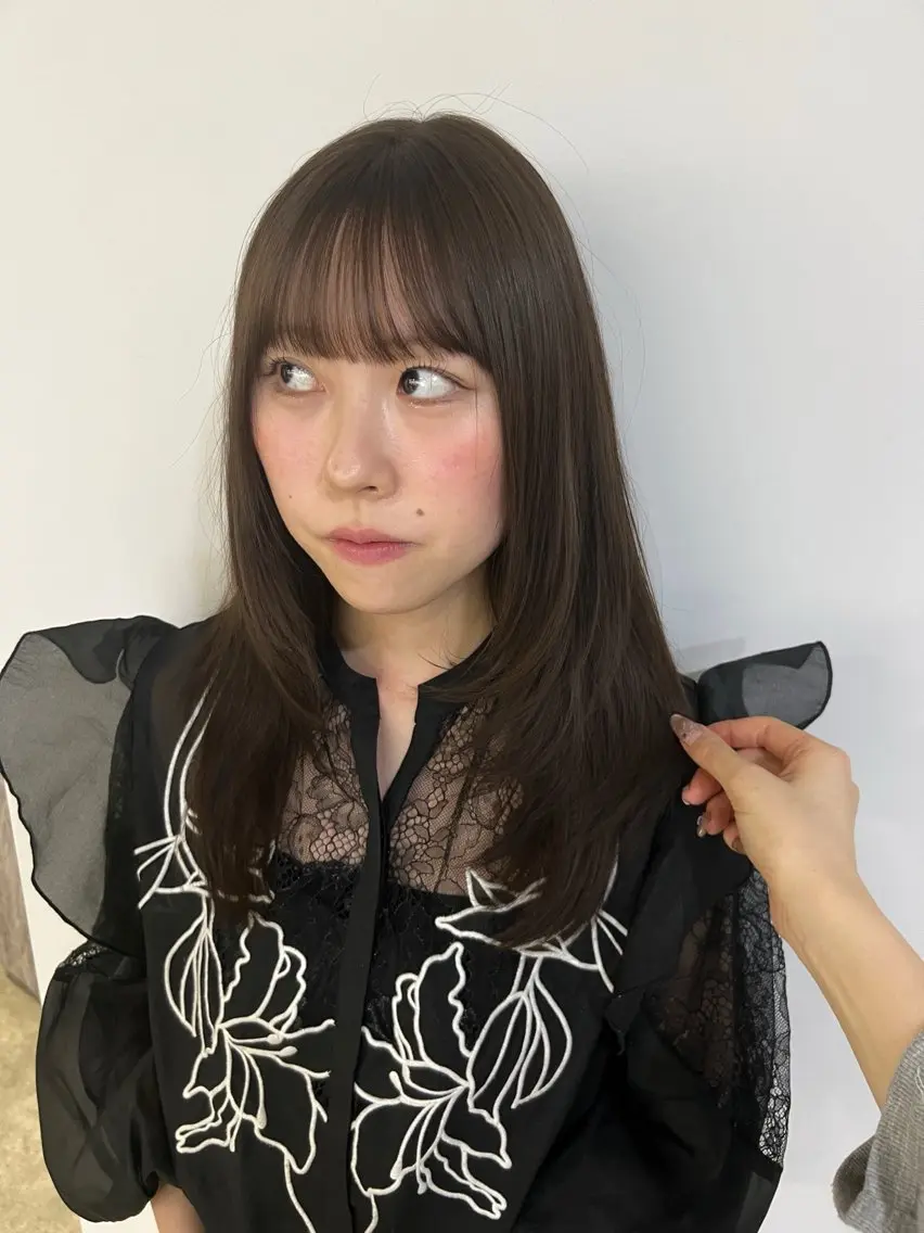 セミロング 宮城 萌のヘアスタイル