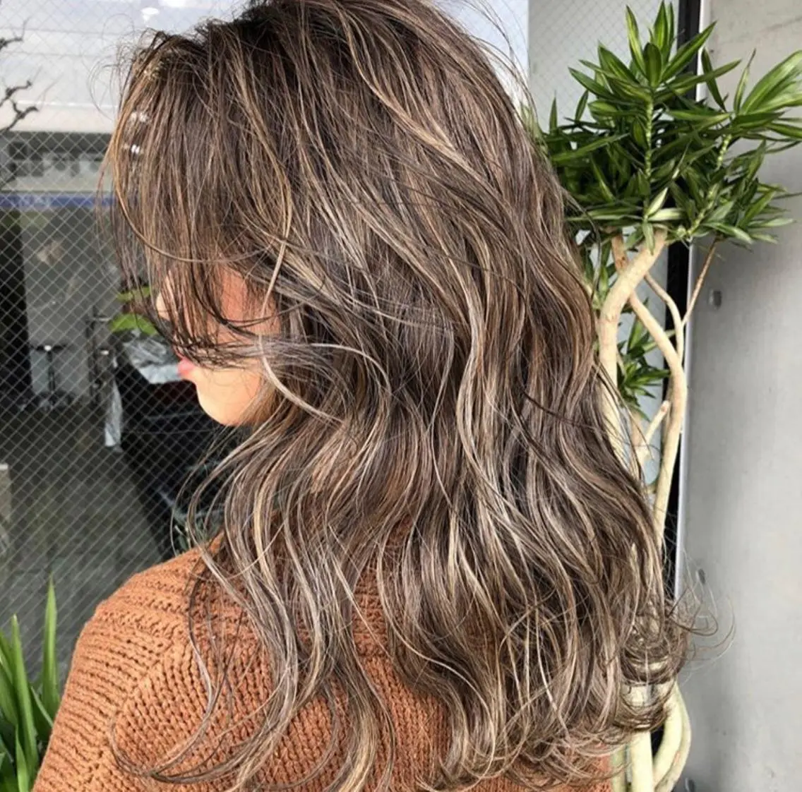 ミディアム カラー パーマ ヘアアレンジ メンズ キッズ ネイル マツエク・マツパ メンズハイライト メンズインナーカラー グラデーションカラー ハイライトカラー インナーカラー カット ヘアカラー トリートメント ヘアセット 圧倒的なクォリティ✨ waku 岡崎店のヘアスタイル