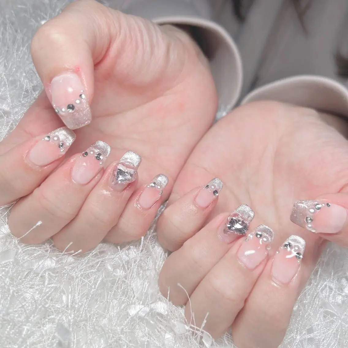 ネイル 長さ出し フレンチネイル ジェルネイル グラデーション 韓国ネイル ハンドネイル Nail&eye Belire 新宿のネイルデザイン