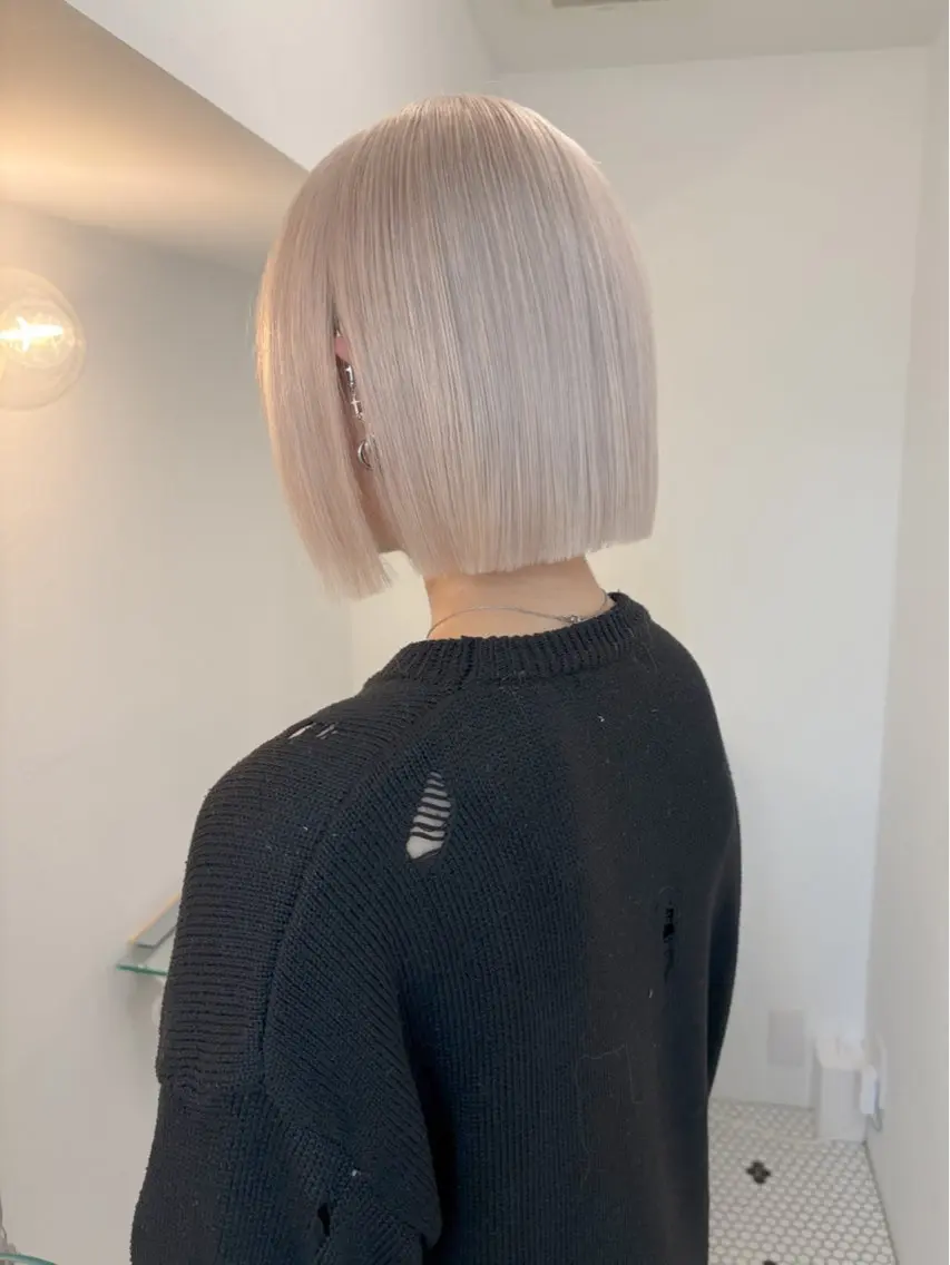 ショート ヘアカラー 垢抜け透明感カラー 🧚🏻‍♀️ミユウのヘアスタイル