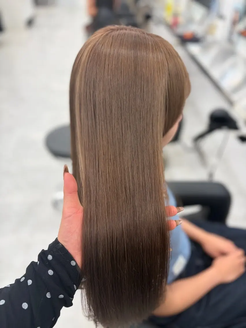 ロング ヘアカラー ヘアセット 艶髪ハイトーンカラー 渋谷🎀ririkaのヘアスタイル