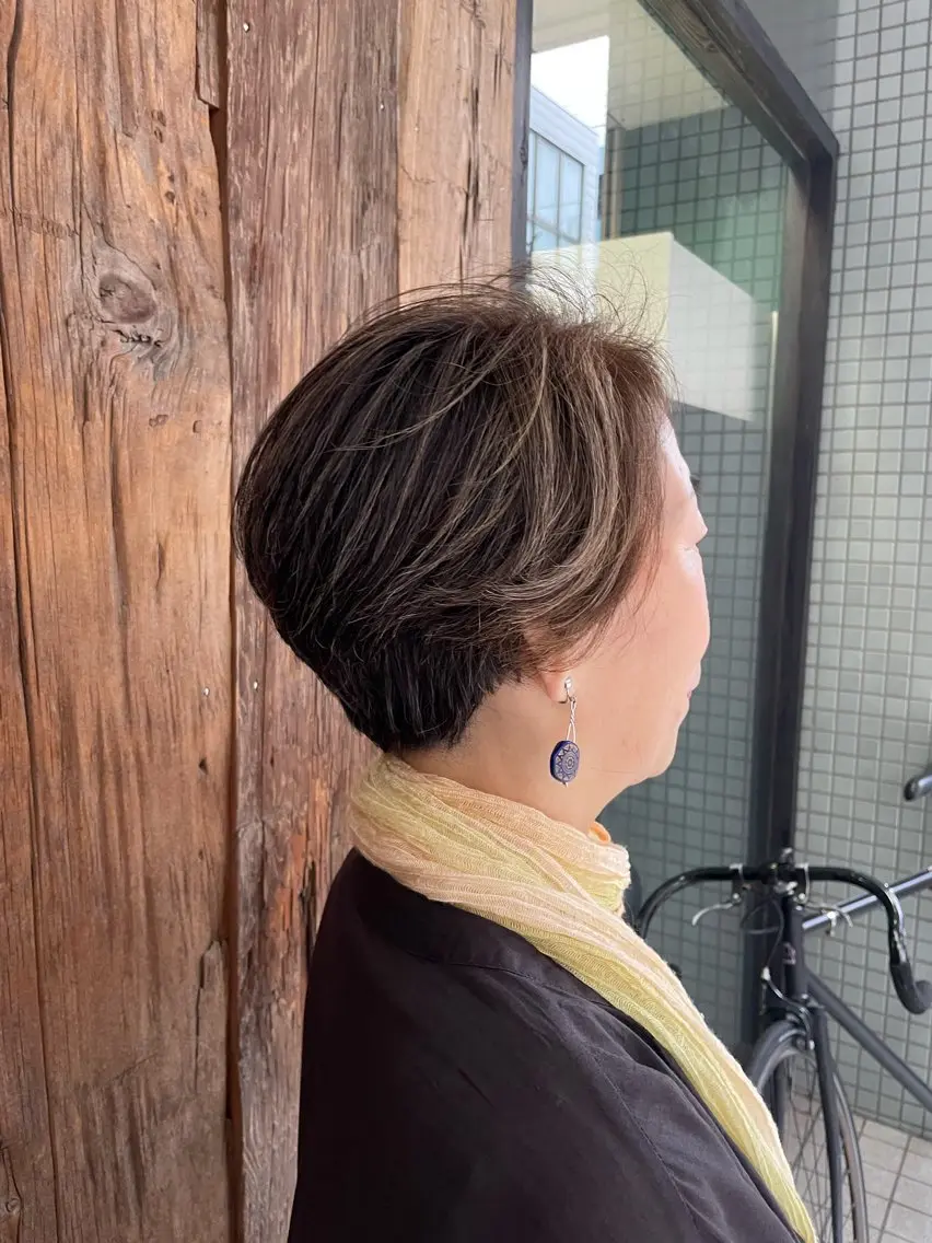 ショート カラー ママ美容師🙆♀️ yukaのヘアスタイル