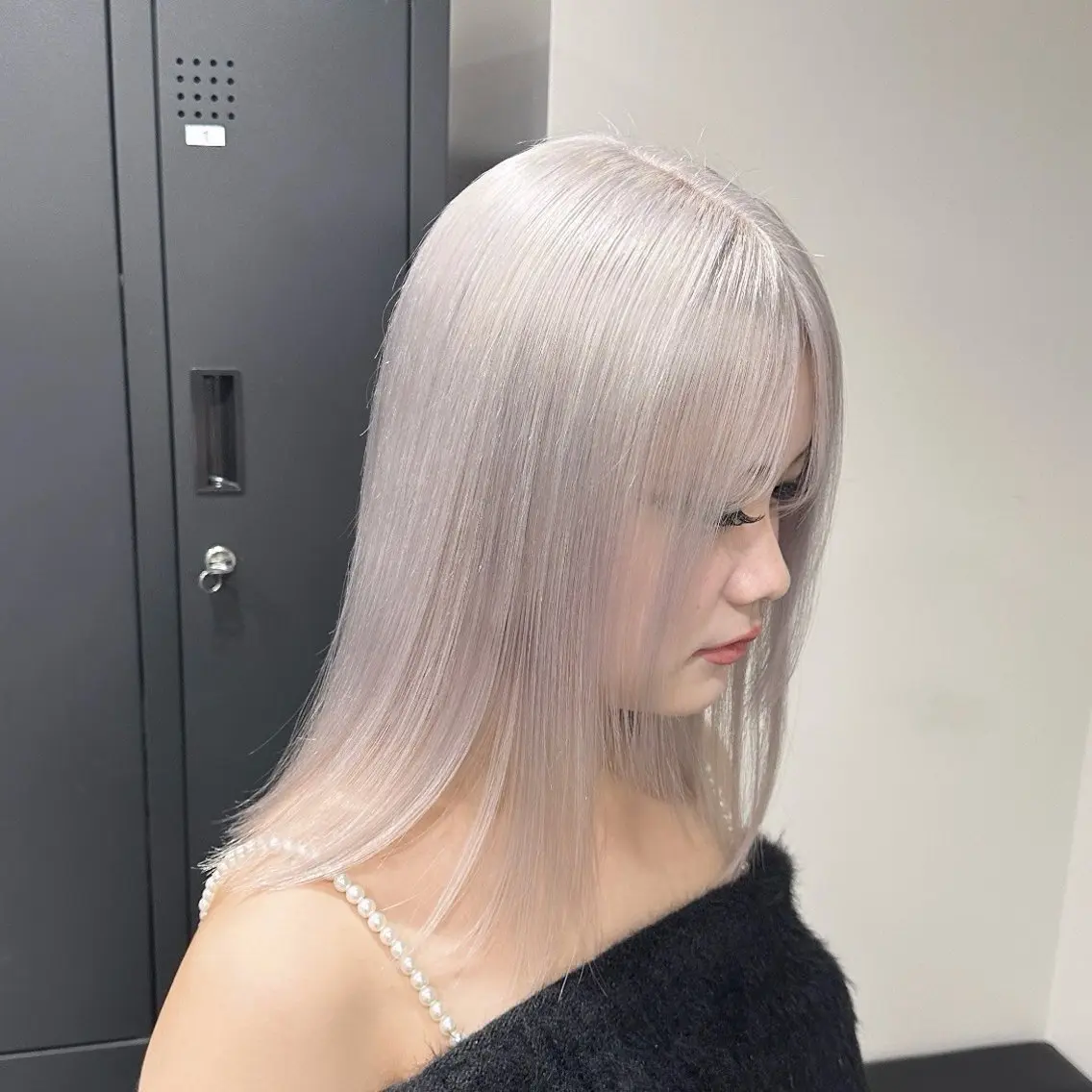 ミディアム カラー リ ノアのヘアスタイル