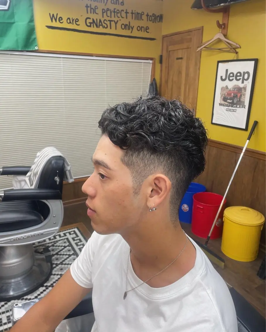 カット＋シェープ＋シャンプー＋ヘアセットの写真