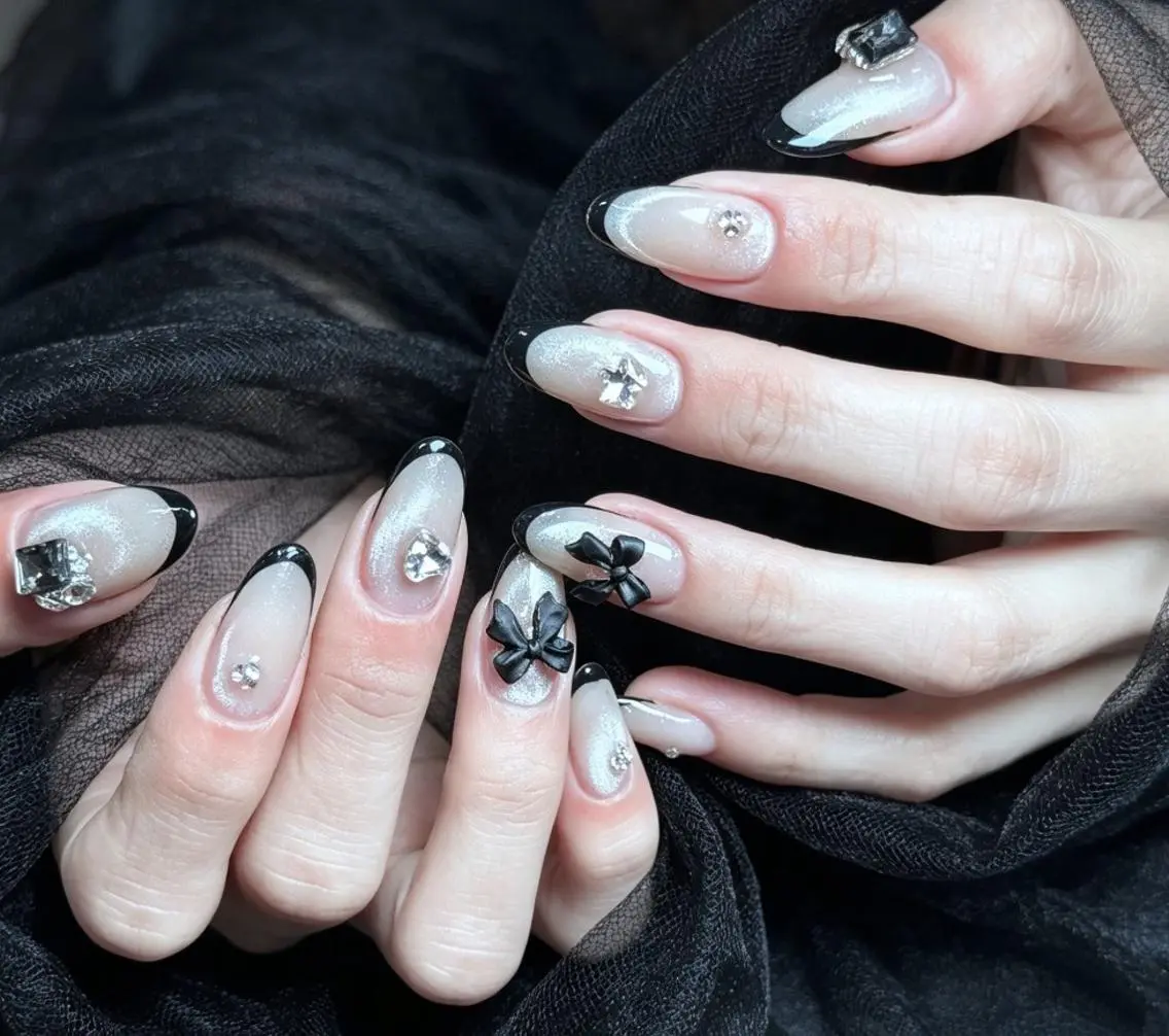 ネイル ハンドネイル ハンドケア 🍑 momo_nailのネイルデザイン