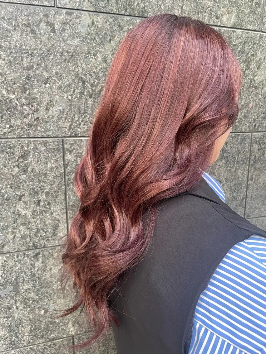ロング カラー ヘアアレンジ 鈴木 心音のヘアスタイル