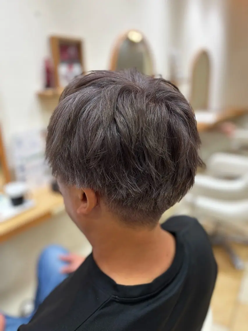 メンズ メンズハイライト カット ヘアカラー トリートメント 工藤 榛透のヘアスタイル