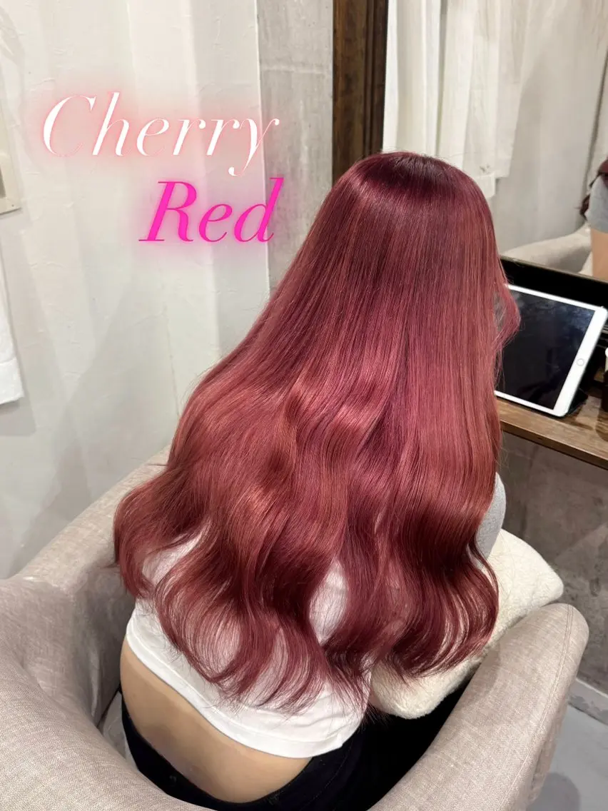 ロング カラー 透明感カラー ダブルカラー レッドカラー トリートメント 赤木 雅のヘアスタイル