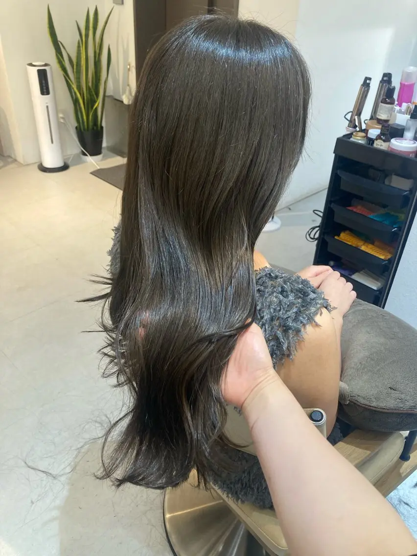 ロング カット ヘアカラー トリートメント ✨色持ちの良い艶 カラー✨蟹江真世のヘアスタイル