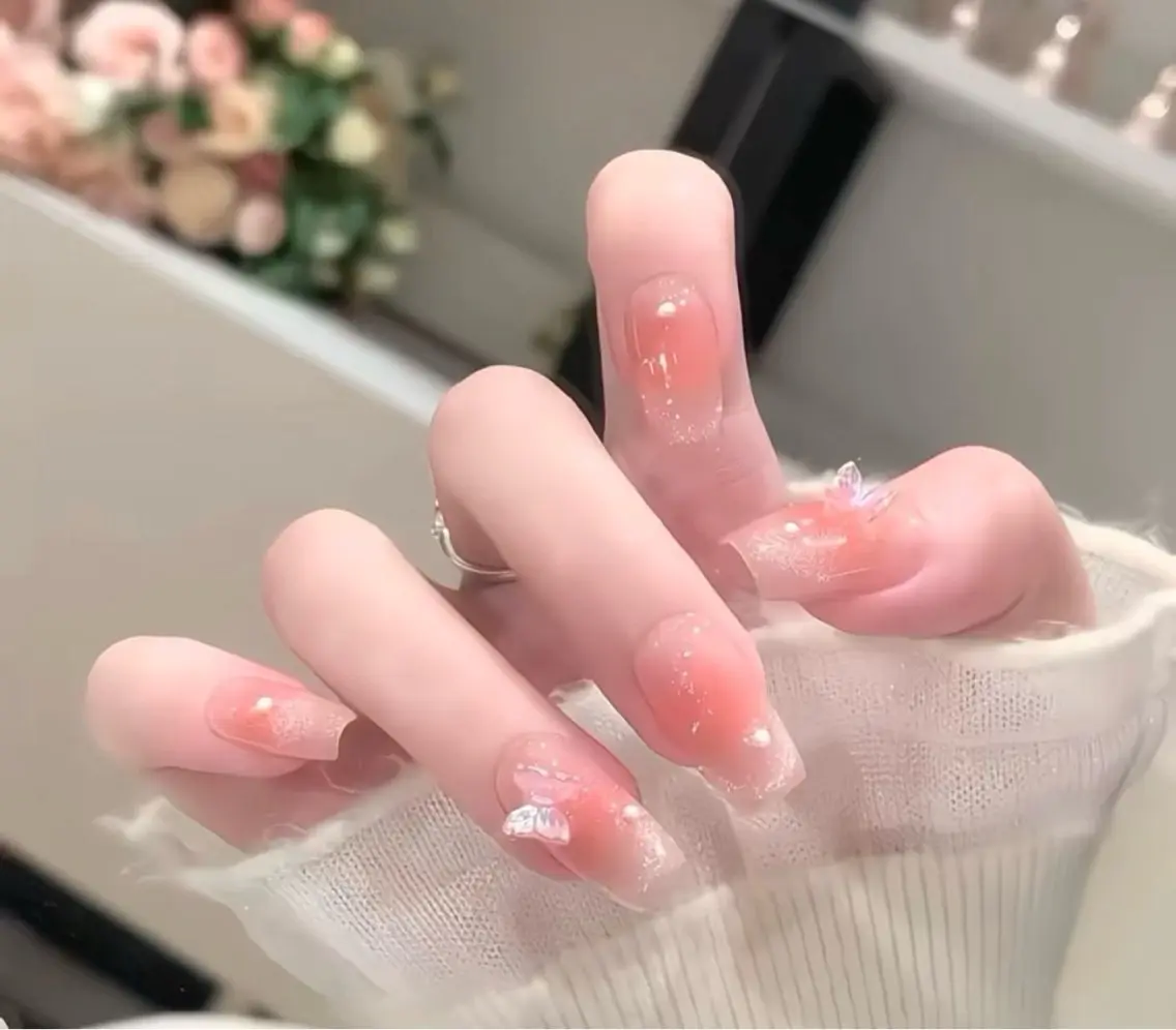 チップ長さだし チークの写真